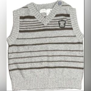Mexx | knit gray sleeveless v neck sweater | size 24-30m